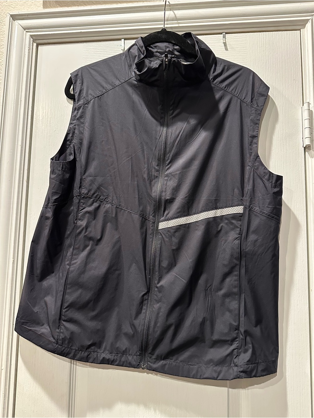 oiselle Black Reflective Running Vest